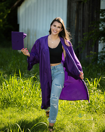 2020  Kenzie Riggs 305 pp
