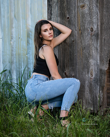 2020  Kenzie Riggs 185 pp