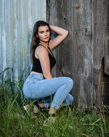 2020  Kenzie Riggs 193 pp