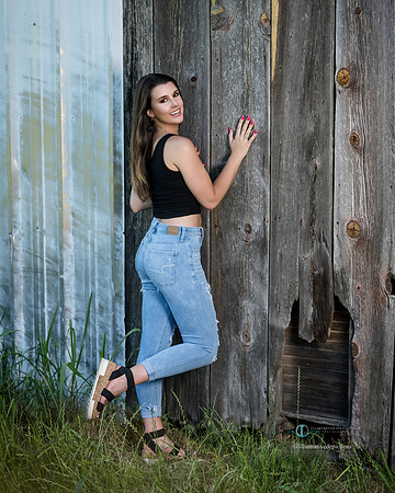2020  Kenzie Riggs 196 pp