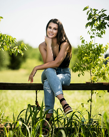 2020  Kenzie Riggs 203 pp