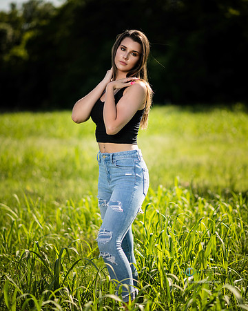 2020  Kenzie Riggs 247 pp